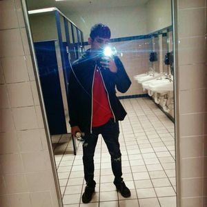 Meet your Posher, Jonathan